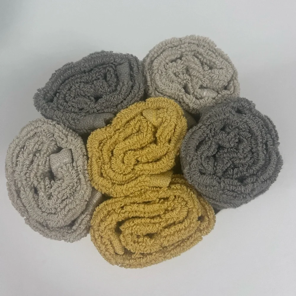 The big one 6 pk Dahlia Collection washcloths